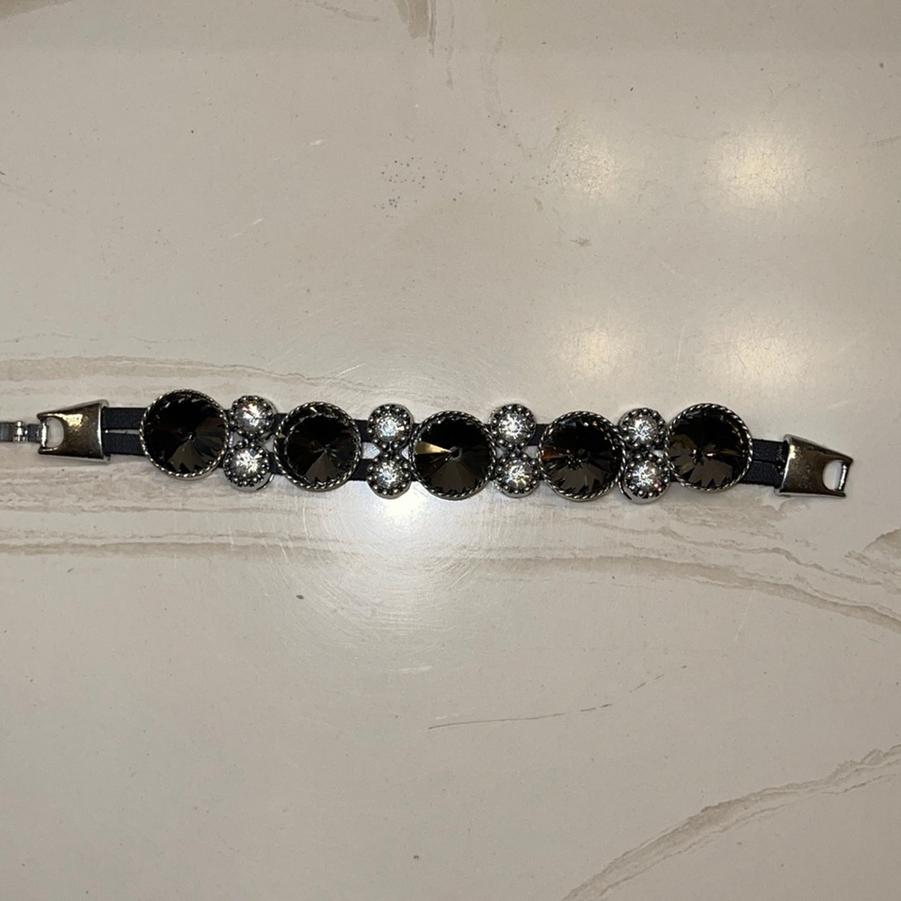 Women’s chunky crystal bracelet